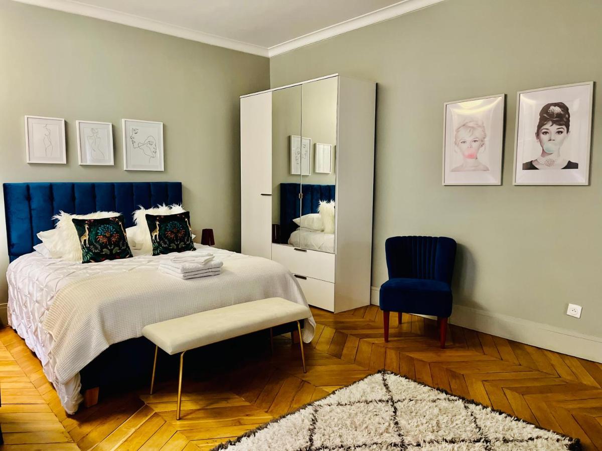 Luxury Place In Le Marais - Central Parigi Esterno foto
