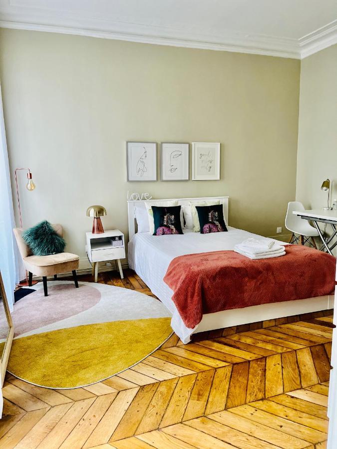 Luxury Place In Le Marais - Central Parigi Esterno foto