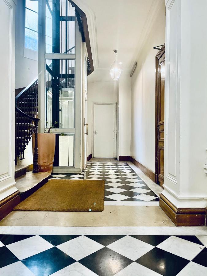 Luxury Place In Le Marais - Central Parigi Esterno foto
